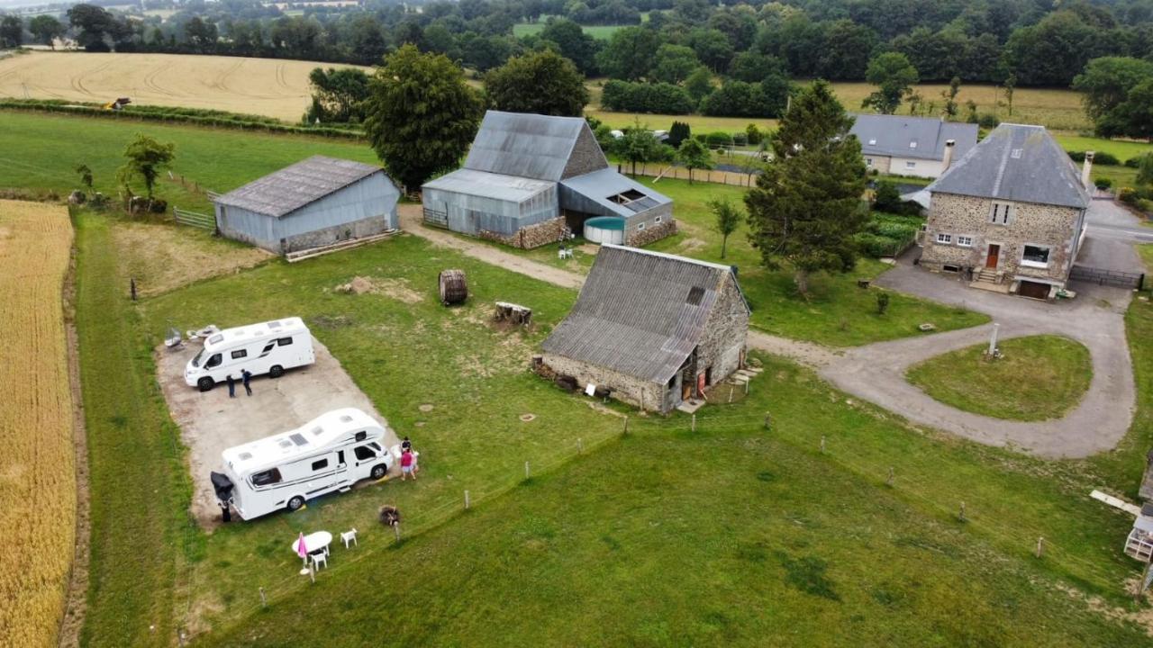 La Billardiere Camping A La Ferme Le Menil-Ciboult Esterno foto