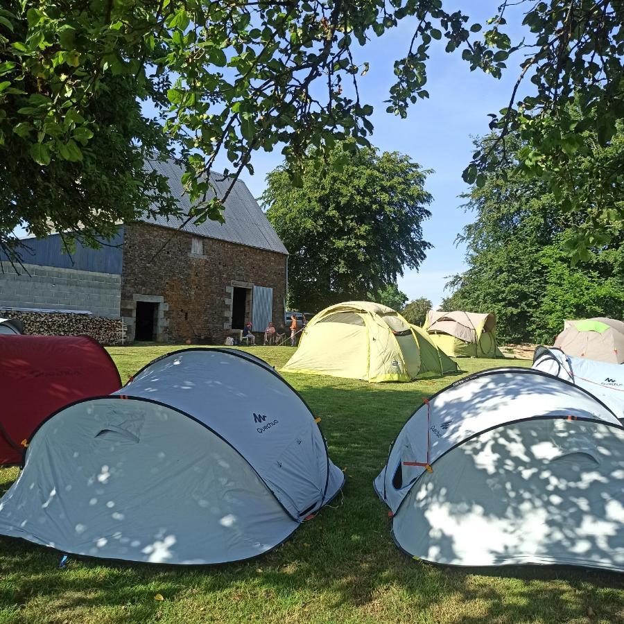 La Billardiere Camping A La Ferme Le Menil-Ciboult Esterno foto