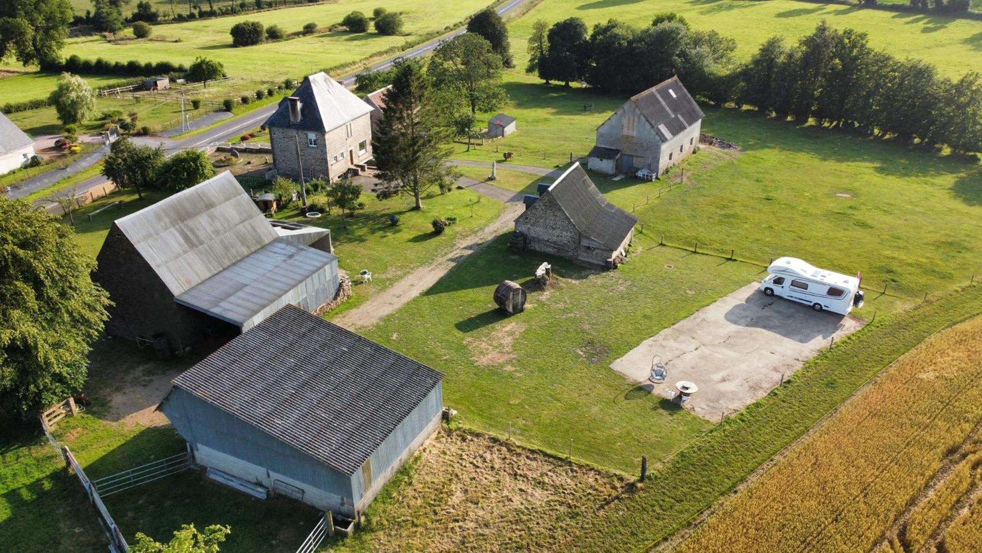 La Billardiere Camping A La Ferme Le Menil-Ciboult Esterno foto