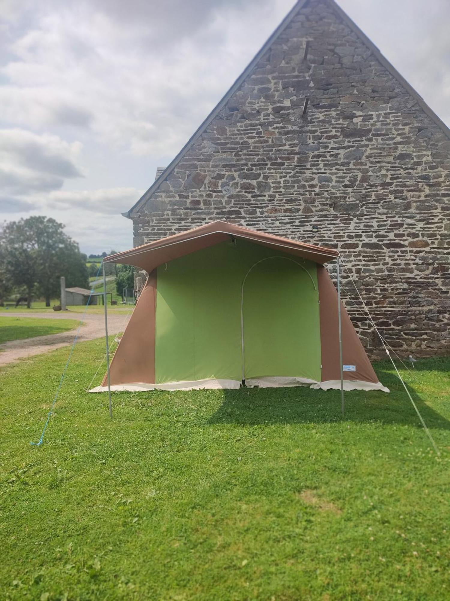 La Billardiere Camping A La Ferme Le Menil-Ciboult Esterno foto