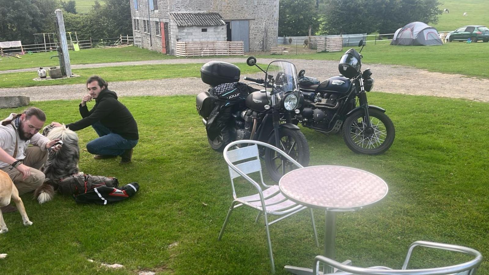 La Billardiere Camping A La Ferme Le Menil-Ciboult Esterno foto