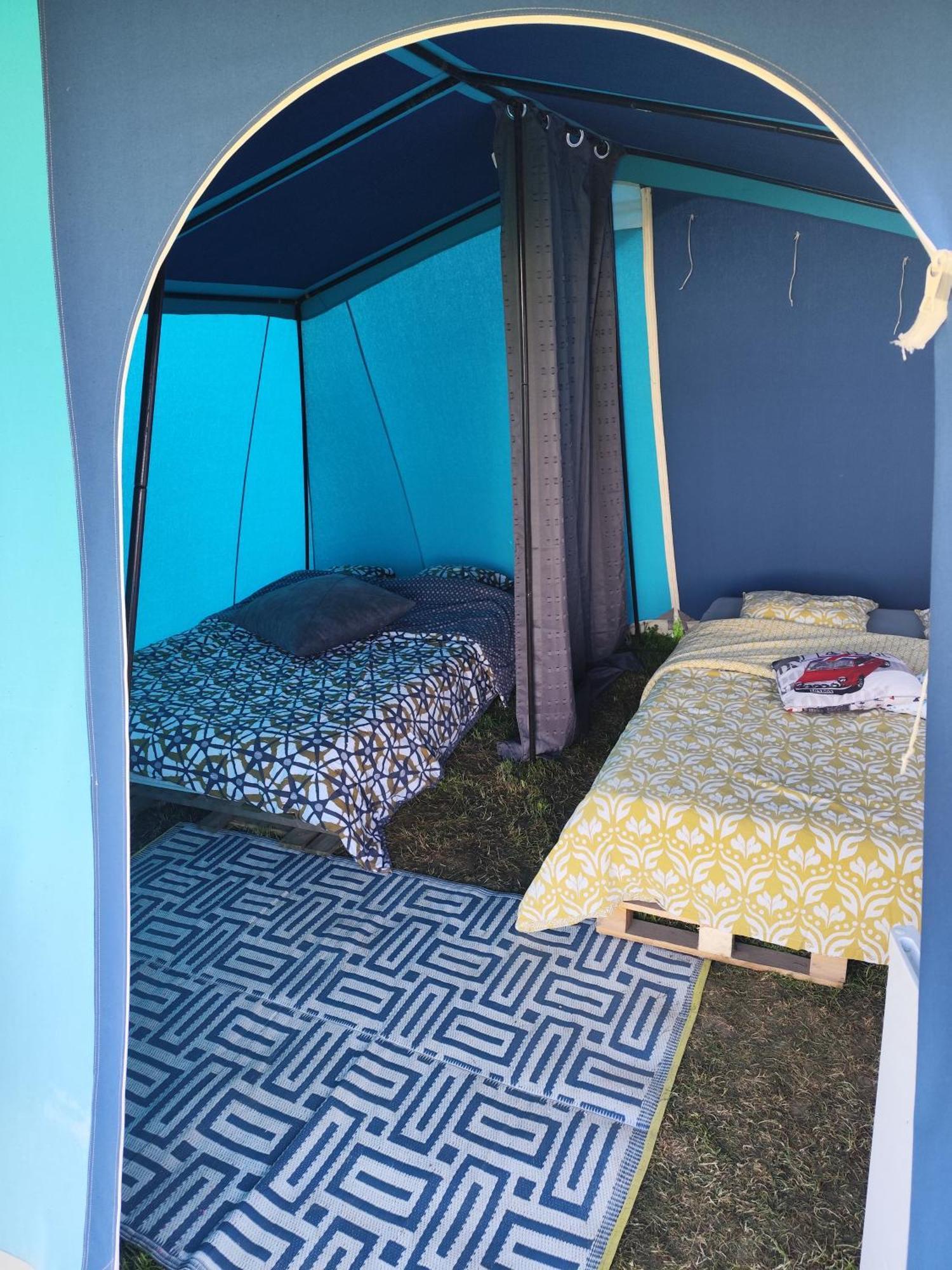 La Billardiere Camping A La Ferme Le Menil-Ciboult Esterno foto